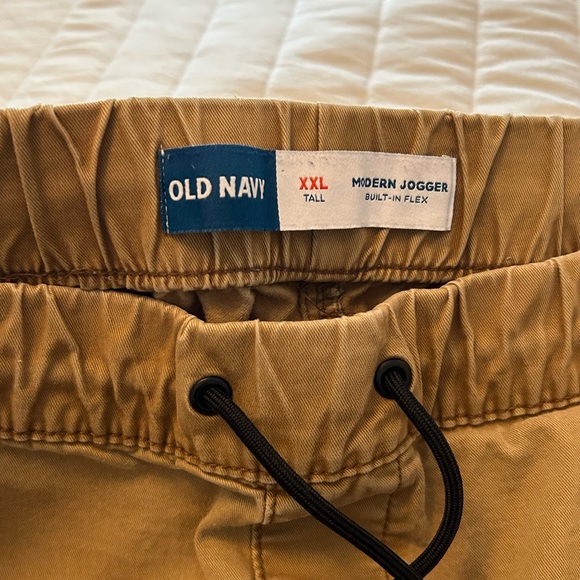 Old Navy Modern Jogger Mens size XXL Tall Built in Flex Stretch Tan Khaki - Picture 3 of 13